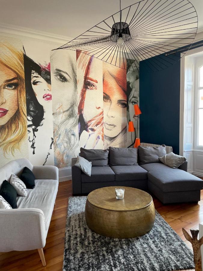 appartement entièrement rénové de 100 M2 à 2 pas de la plage Les Sables-dʼOlonne Exterior foto