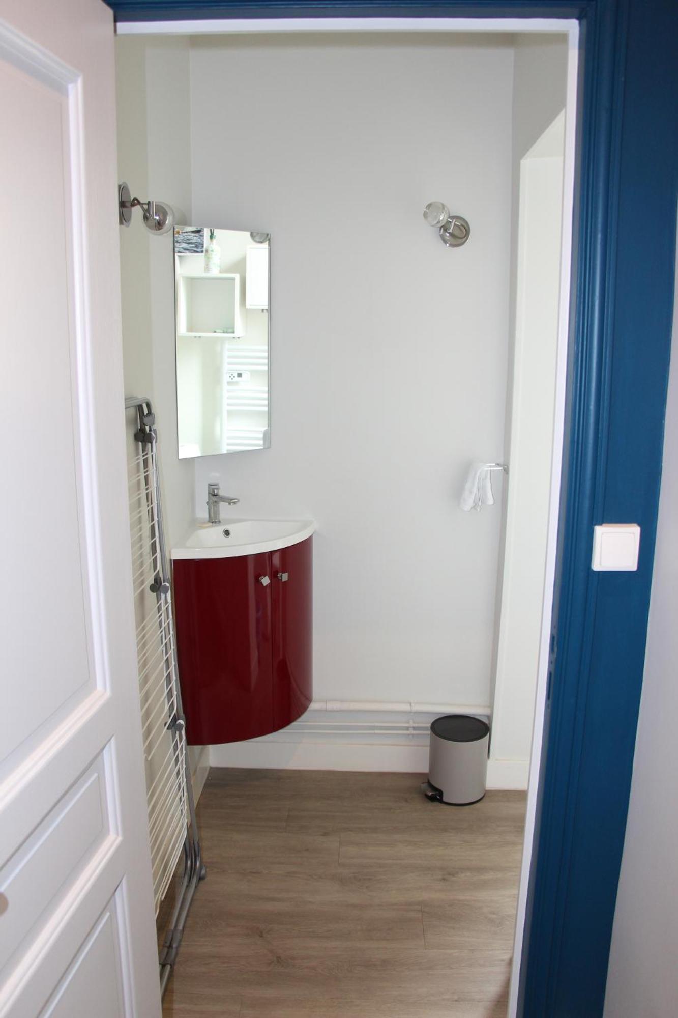 appartement entièrement rénové de 100 M2 à 2 pas de la plage Les Sables-dʼOlonne Exterior foto